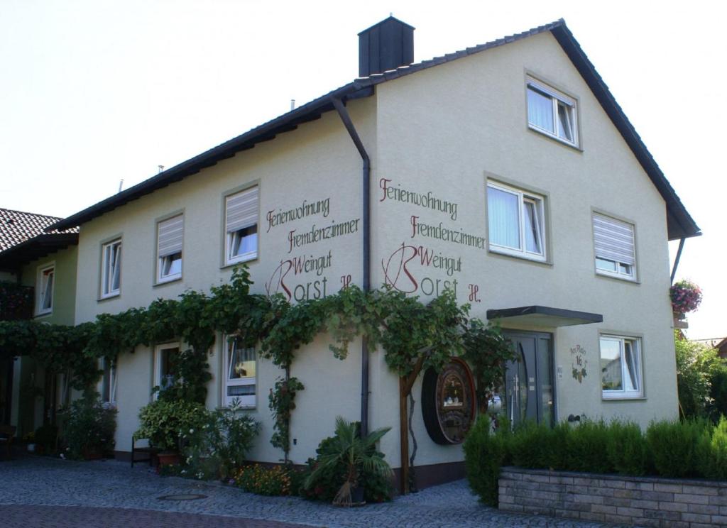 Auberge Weingut und Gastehof Borst Am Rain 16, 97334 Nordheim