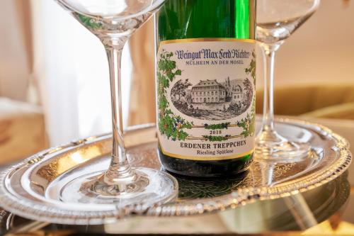 Hôtel Weinromantikhotel Richtershof Hauptstr. 81-83 Mülheim an der Mosel