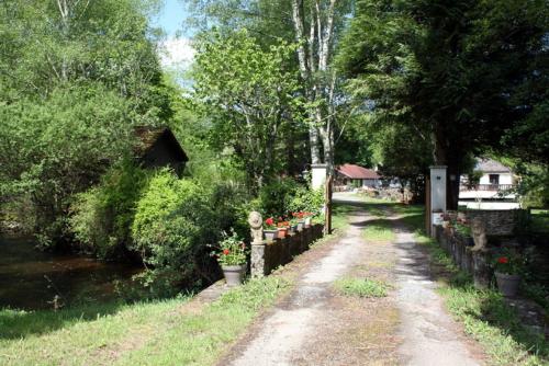 Chalet Weir Cottage 21 Laprade Balledent