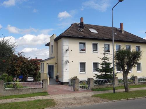Appartement Welcoming Apartment with Garden, Terrace, Barbecue, Heating  Bad Doberan