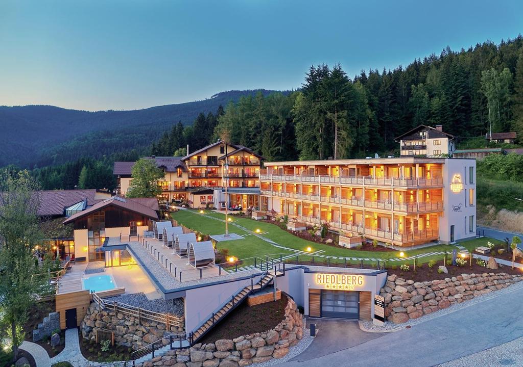 Hôtel Wellnesshotel Riedlberg Riedlberg 1, 94256 Drachselsried