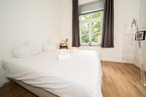 WHITE 60 QM Apartment - Zentral - Balkon - Messe Düsseldorf allemagne