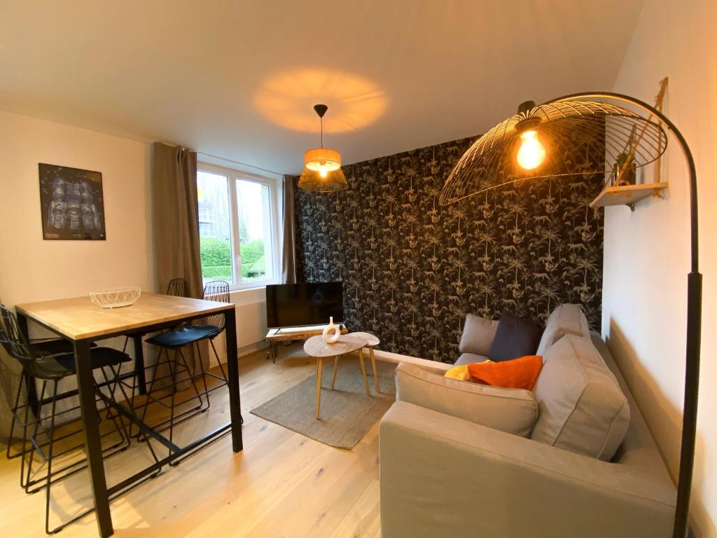 Appartements WHITE HOUSE DHAVERNAS - PROCHE CENTRE - PARKING - WIFi HD 103 Rue Dhavernas, 80000 Amiens