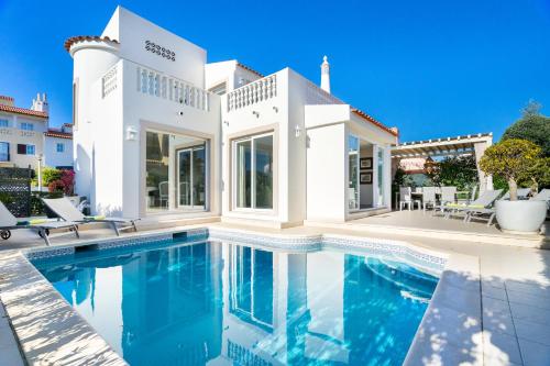 WHome | Prime Hideaway Luxury Villa Quarteira portugal