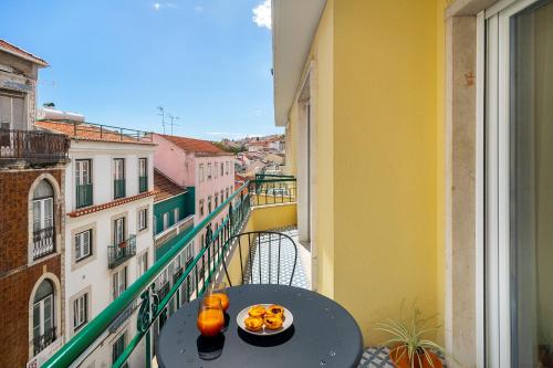 WHome Prime Location 3-Bed Duplex Perfect for Families ONLY Lisbonne portugal