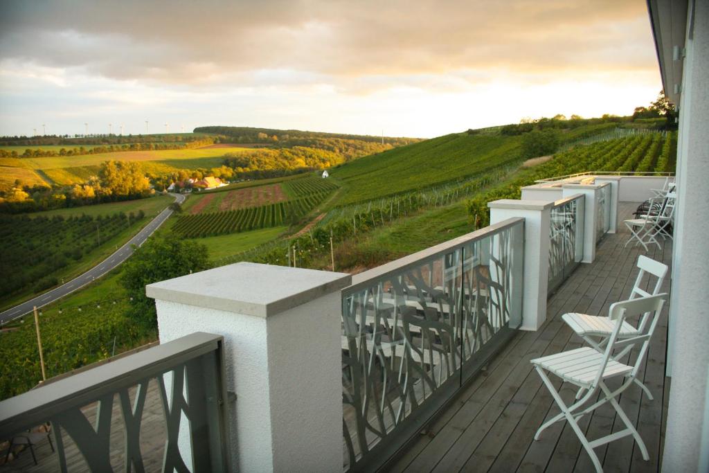 Auberge Winzerhotel Trautwein Außerhalb 12 (Verlängerung der Hohlstraße 8), 55237 Flonheim