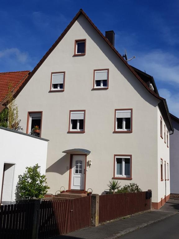 Appartements Wohnen im Springerhof Springerhof 1, 97816 Lohr