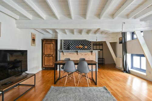 Appartement Wonderful duplex in the heart of the Old Lille - Welkeys 27 Rue Jean-Jacques Rousseau Lille