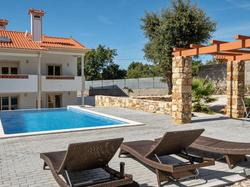 Wonderful villa in Ferreira do Zezere with private pool Almogade portugal