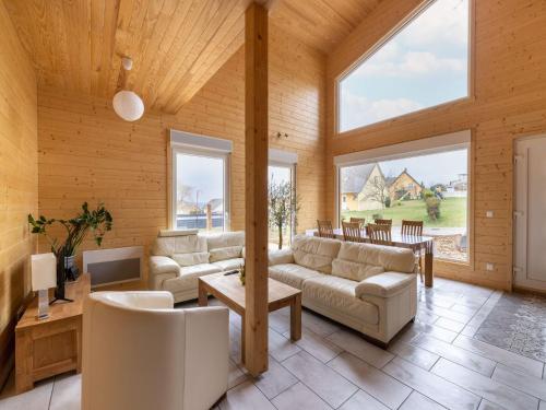 Wooden holiday home in Wintersbourg with hot tub Wintersbourg france