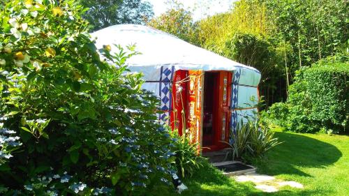 Tente de luxe yourte-tipi-etretat 141 Impasse de la Haye d'Etigues Les Loges