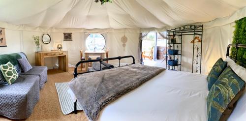 Tente de luxe Yurt at Le Ranch Camping et Glamping Rue des Chalets Le Ranch Madranges