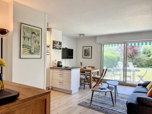 Appartement Zéllie - YourHostHelper 26 Rue de l'Avenir Deauville