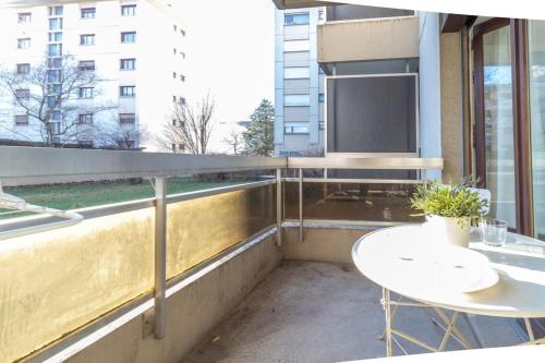 Appartement ZenBNB / Sweet Apartment / Studio / Proche Genève 19 Rue d'Etrembières Annemasse