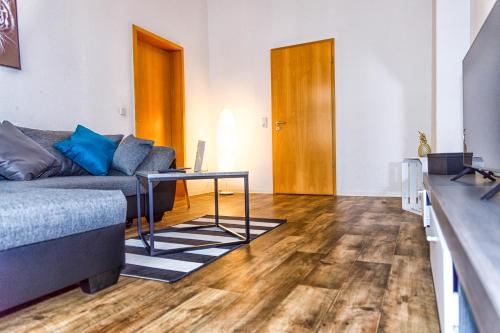 Appartement Zentral in the CITY MODERN Netflix Küche WLAN bis 4 Pers 8 Haeckelstraße Magdebourg