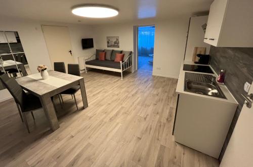 Appartement Zuhause bei Zampich 37 Joseph-Haydn-Straße Wermelskirchen