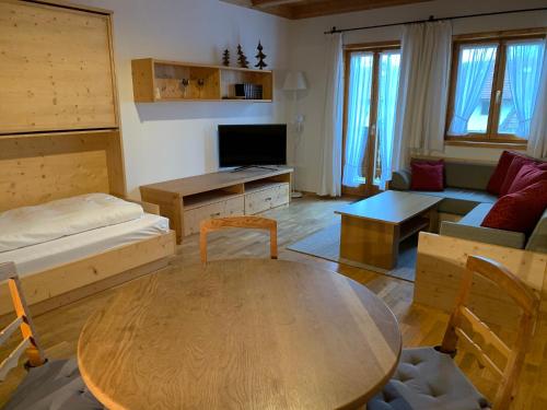 Appartements Zum Dammerbauer 3 Dinghartinger Straße Straßlach-Dingharting