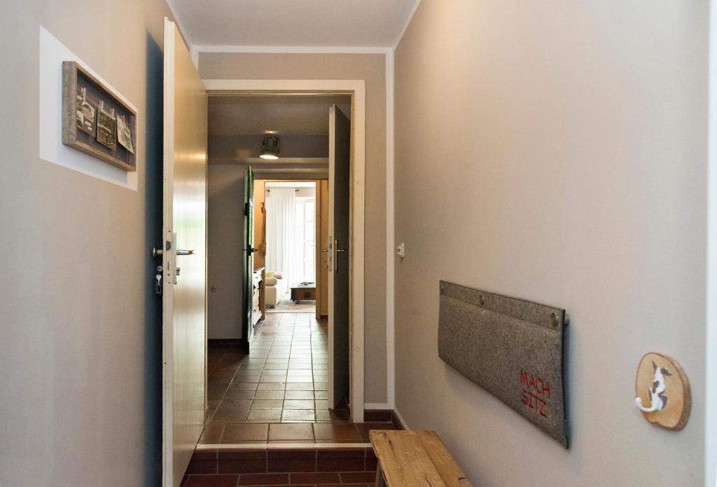 Appartements Zum Goldenen Schaf II & III 5A Schönebergstraße, 53945 Ahrdorf