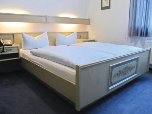 Hôtel Zum neuen Schwan Rheinstr. 3 Walluf