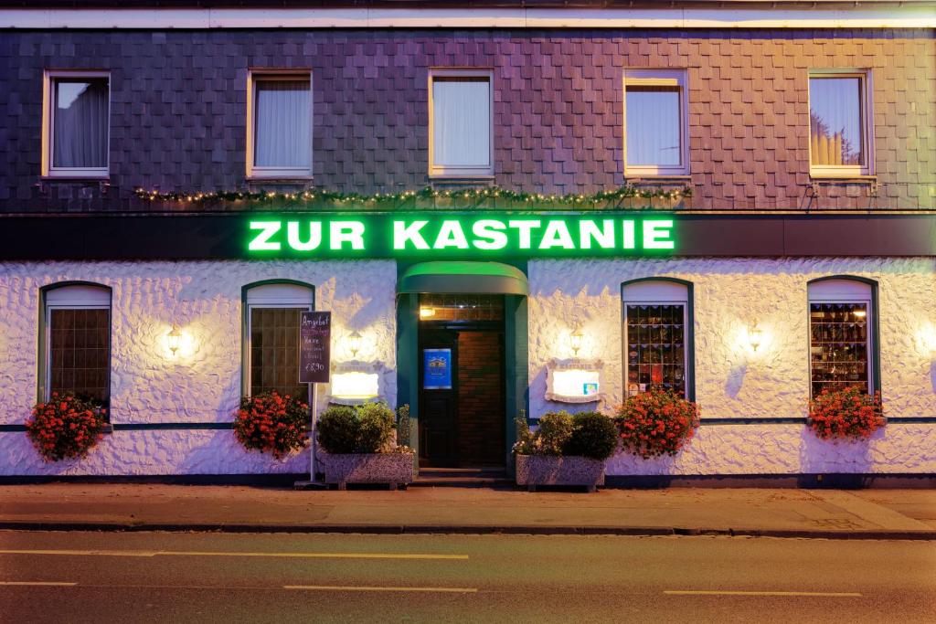 Hôtel Zur Kastanie Kölner Straße 397, 45481 Mülheim