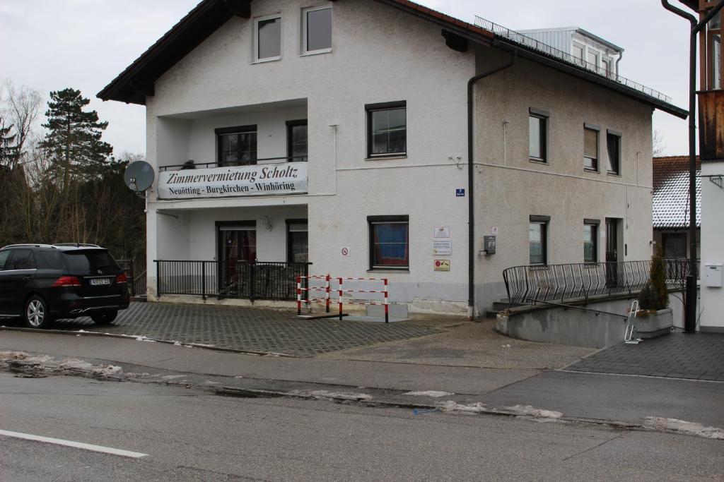 Maison d'hôtes ZV-Scholtz Gästehaus Neuötting Simbacher Straße 7 Simbacher Str.7, 84524 Neuötting