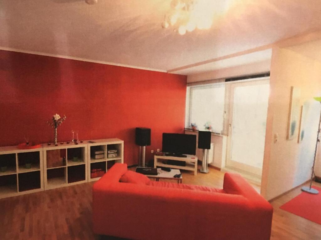 Appartement Zwei Zimmer Appartment mit Balkon und Stellplatz voll möbliert Pluwiger Straße 6, 54292 Trèves